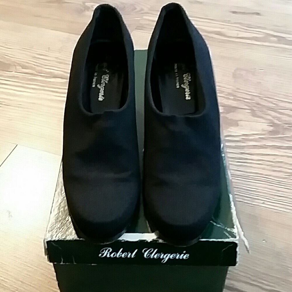 Robert Clergerie black heels